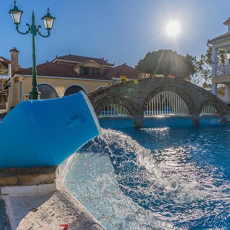 Elpida Hotel อลิกานาส ภายนอก รูปภาพ