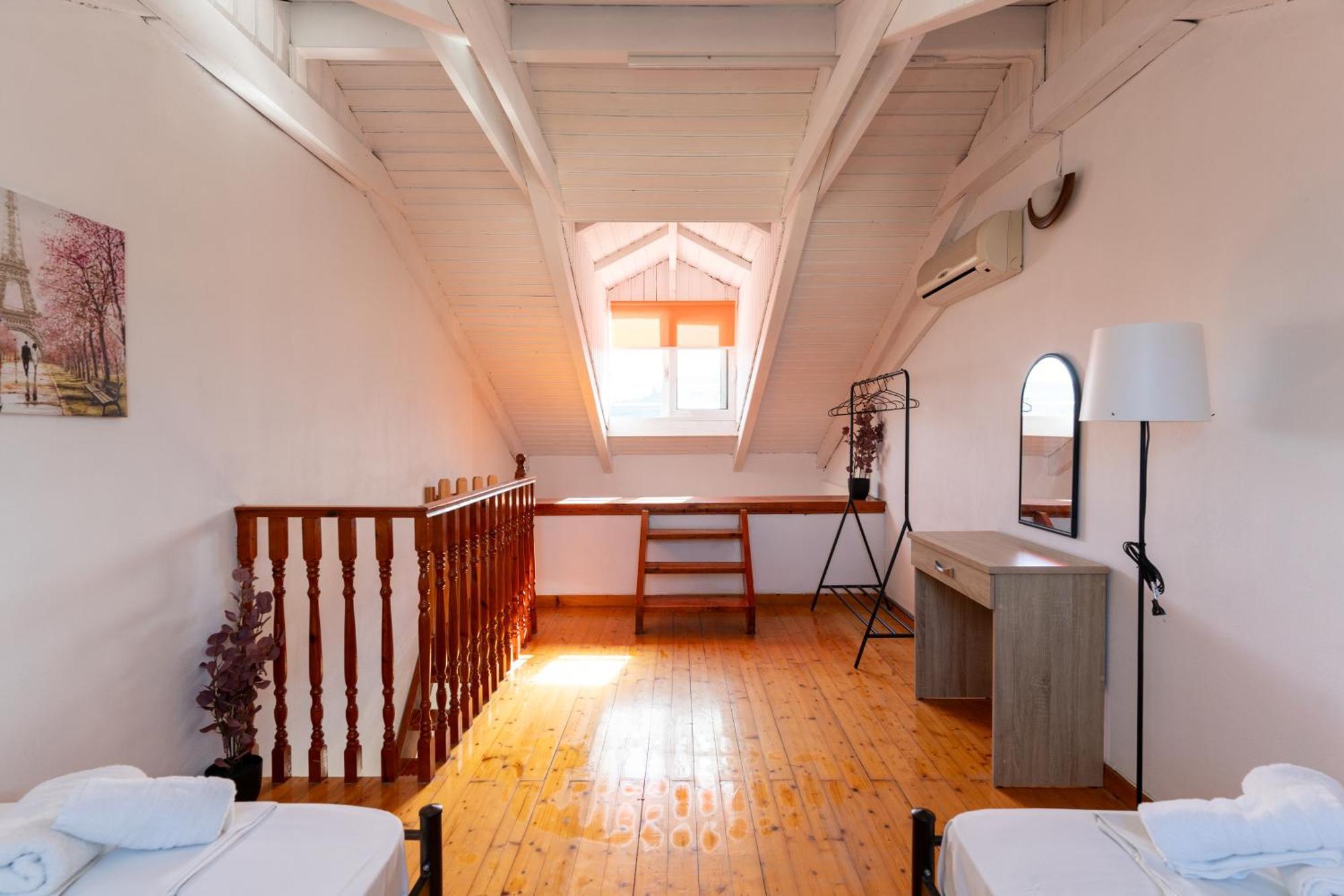Elpida Hotel อลิกานาส ภายนอก รูปภาพ