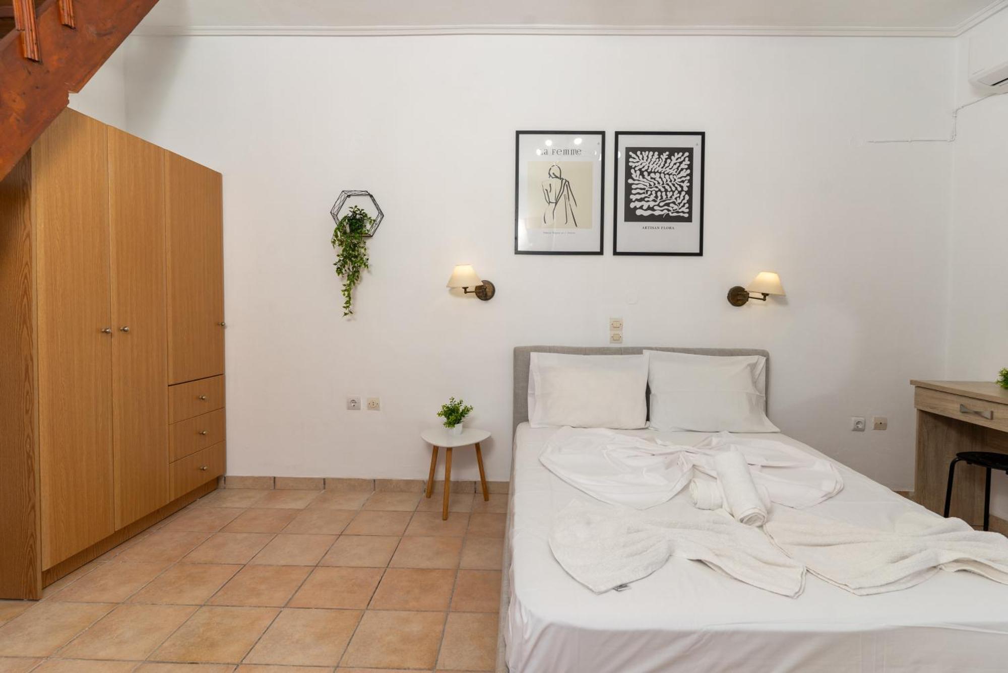 Elpida Hotel อลิกานาส ภายนอก รูปภาพ